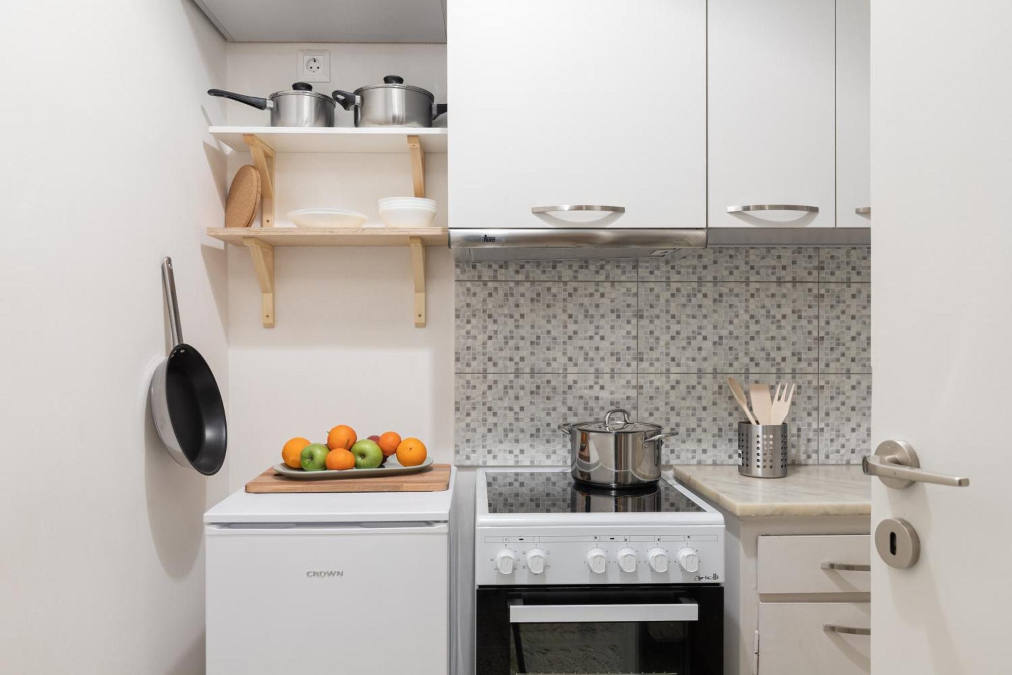 Peaceful Apartment In Neapoli, Exarcheia เอเธนส์ ภายนอก รูปภาพ