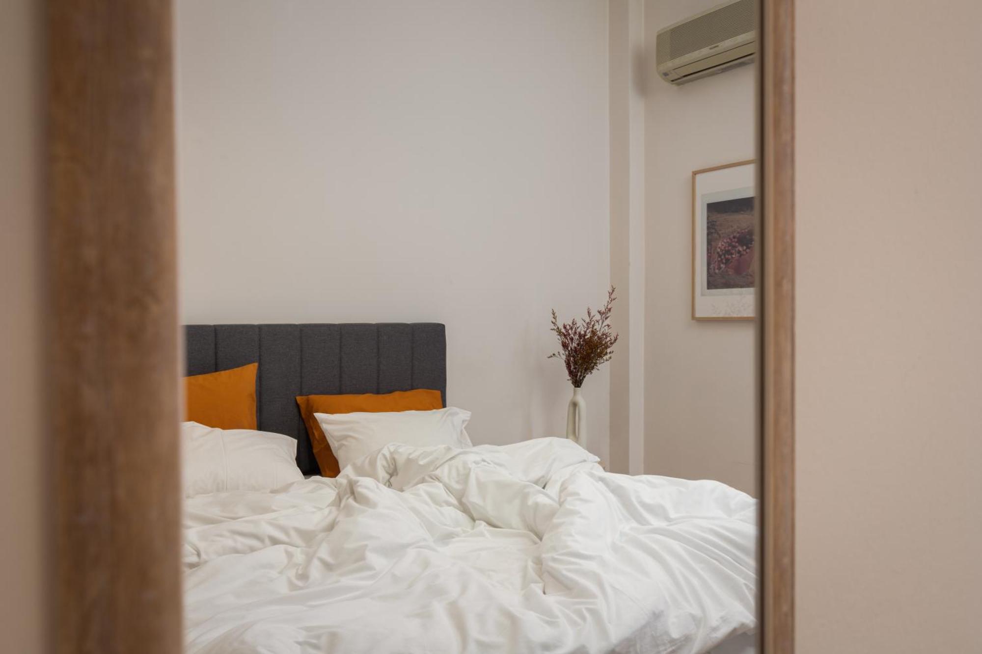 Peaceful Apartment In Neapoli, Exarcheia เอเธนส์ ภายนอก รูปภาพ