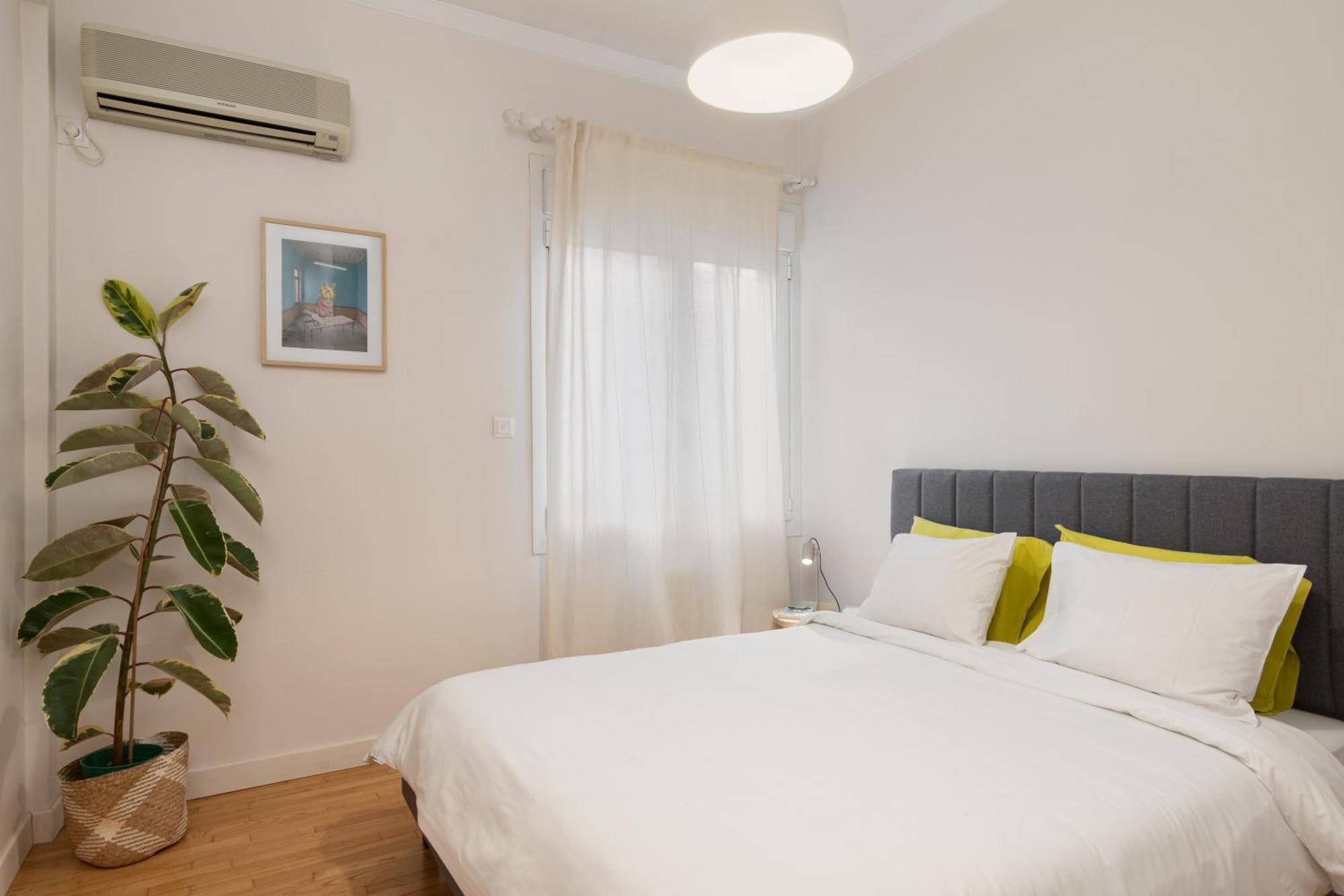Peaceful Apartment In Neapoli, Exarcheia เอเธนส์ ภายนอก รูปภาพ
